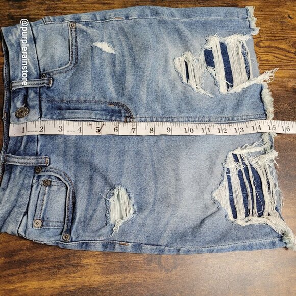 American Eagle Curvy Hi Rise Mini Skirt 00 Next Level Stretch Medium Light Wash - Picture 9 of 10